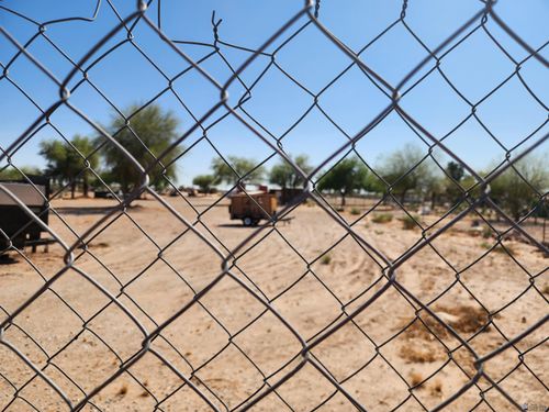 5227 W Ripple St, Yuma, AZ, 85364-9725 | Card Image