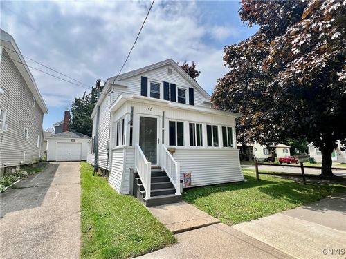 148 E 9th St, Oswego, NY, 13126-2209 | Card Image