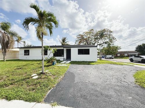2401 Sw 50th Ter, Plantation, FL, 33317-6506 | Card Image