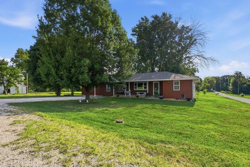208 S Clompton St, Dadeville, MO, 65635-8191 | Card Image