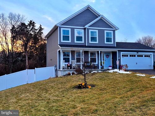 3683 Percy Ave, CHAMBERSBURG, PA, 17202-9194 | Card Image