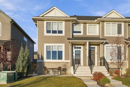 18 Willow Green Link, Cochrane, AB, T4C2S8 | Card Image