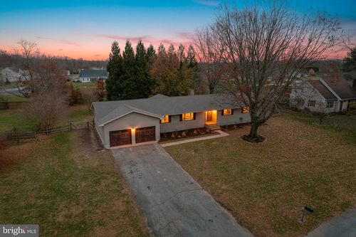 231 Hickory Dale Dr, Dover, DE, 19901-1807 | Card Image