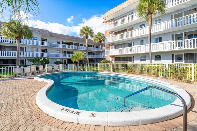 105 - 1965 Se 5th Ct, Condo with 1 bedrooms, 1 bathrooms and null parking in Pompano Beach FL | Image 18