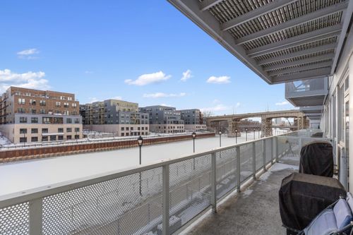 1902 N Commerce St, Milwaukee, WI, 53212-3489 | Card Image