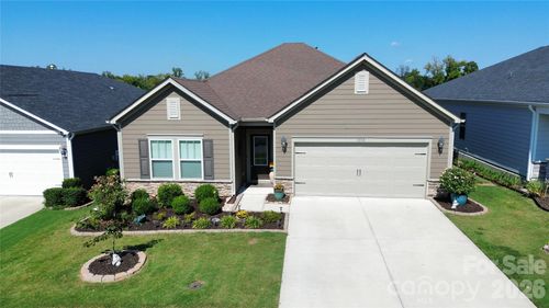 1818 Lotus Ln, Denver, NC, 28037-7896 | Card Image