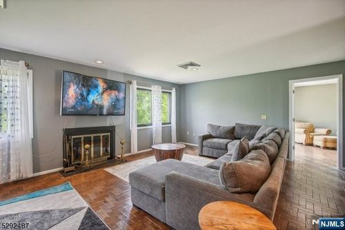 66 Vacca Dr, West Orange, NJ, 07052-4115 | Card Image