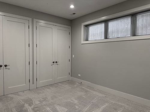 1e-4133 N Kenmore Ave, CHICAGO, IL, 60613-2003 | Card Image