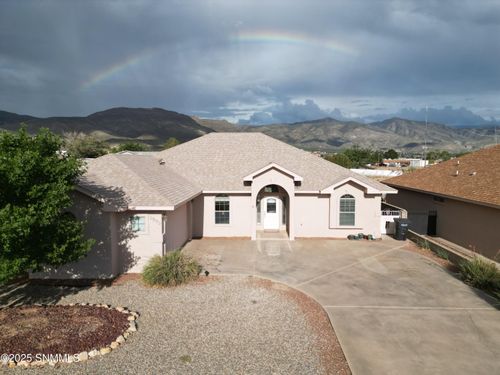 3296 Robert H Bradley Dr, Alamogordo, NM, 88310-8306 | Card Image