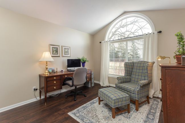 Main floor office | Image 8