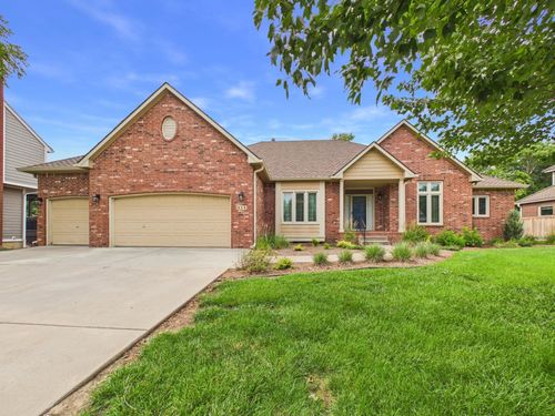 939 N Woodridge Ct, Wichita, KS, 67206-4107 | Card Image