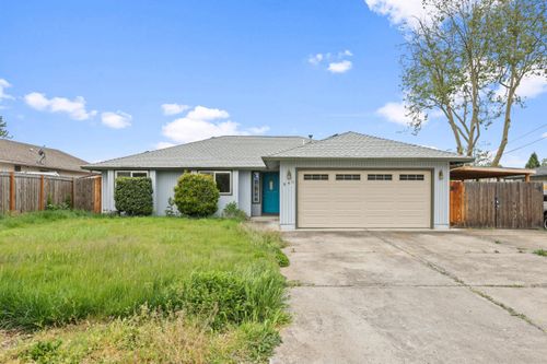 540 Jeanette Ave, Medford, OR, 97501-3232 | Card Image