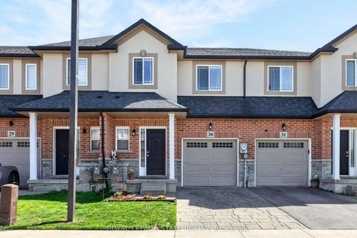 9 Hampton Brook Way, Mount Hope, ON, L0R1W0 | Card Image
