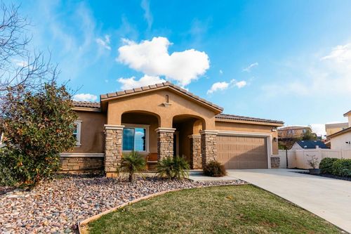 37 Laurel Ct, Calimesa, CA, 92320 | Card Image