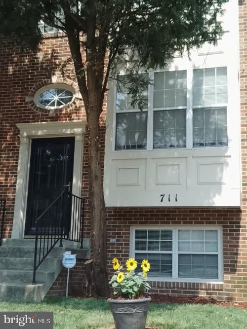 711 Faraway Ct, Bowie, MD, 20721-1824 | Card Image
