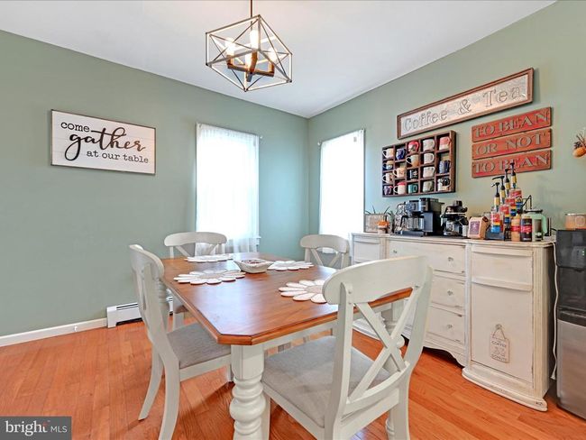 547 E Main St, House other with 4 bedrooms, 3 bathrooms and null parking in HEGINS PA | Image 16