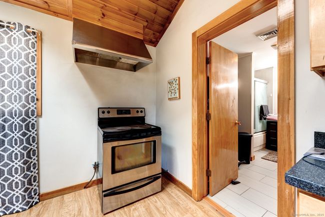 49 W Main St, House other with 5 bedrooms, 1 bathrooms and null parking in Baltic CT | Image 15