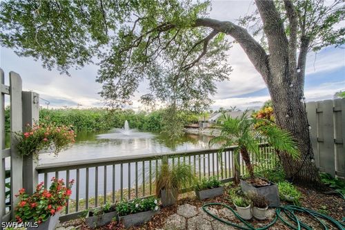 d-823 Meadowland Dr, NAPLES, FL, 34108-2577 | Card Image