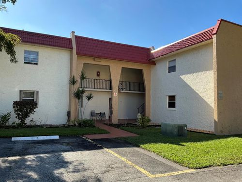 178 Lake Dora Dr, West Palm Beach, FL, 33411-2353 | Card Image