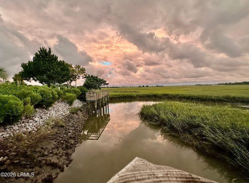 e102-3 Cedar Reef Dr, Saint Helena Island, SC, 29920-5034 | Card Image