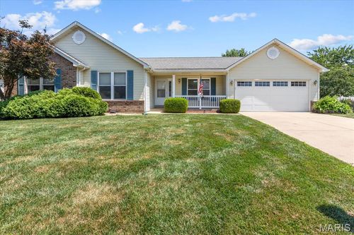 612 Otter Creek Trl, Saint Peters, MO, 63376-5909 | Card Image
