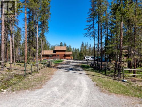 3520 25th St S, Cranbrook, BC, V1C7H3 | Card Image