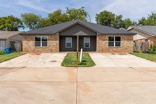 8791 Saint George Way, Midwest City, OK, 73110-7746 | Card Image