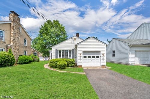 55 Fairmont Ave, Somerville, NJ, 08876-2508 | Card Image