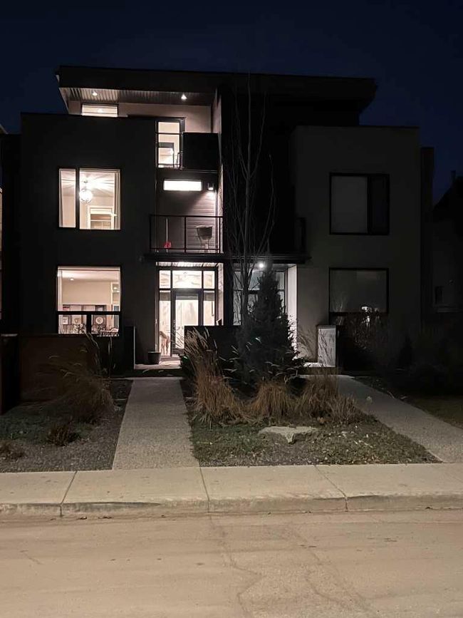 1809 Broadview Road Nw, Home with 4 bedrooms, 4 bathrooms and 3 parking in Calgary AB | Image 50