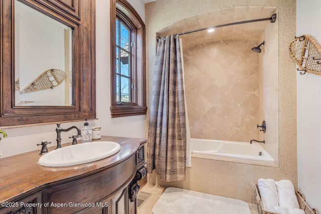 108 Midland Loop Rd, House other with 3 bedrooms, 4 bathrooms and null parking in Carbondale CO | Image 29