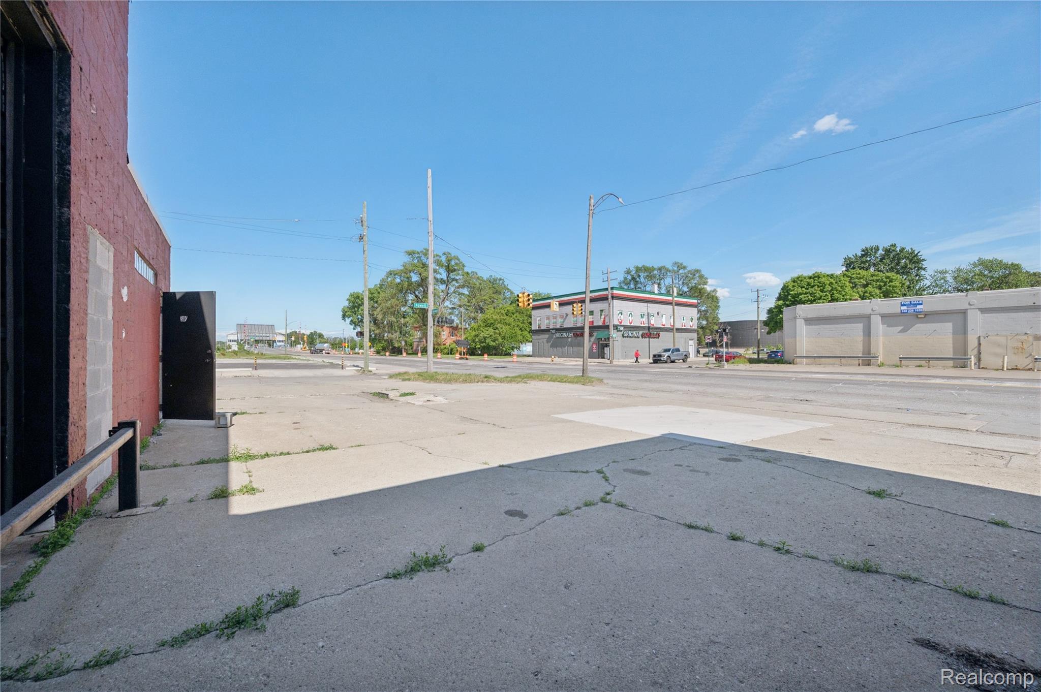 Commercial Sale in Detroit 5