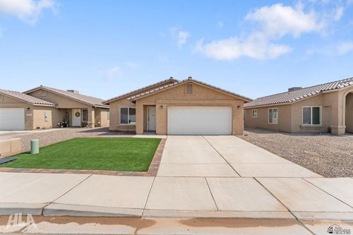 7520 E 45th St, Yuma, AZ, 85365-0096 | Card Image
