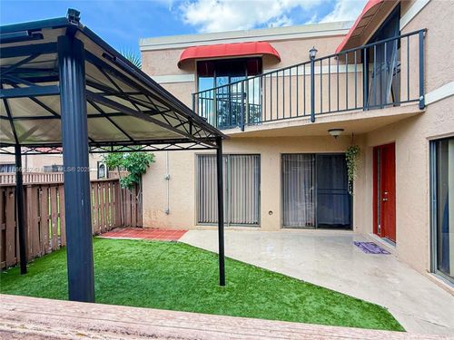 apt-d-8122 Severn Dr, Boca Raton, FL, 33433-8354 | Card Image