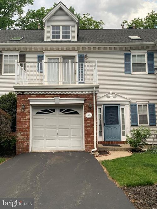 527-165 Sapphire Ln, Franklin Park, NJ, 08823-1647 | Card Image