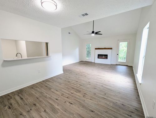 apt-116-11011 Cal Rd, Baton Rouge, LA, 70809-2874 | Card Image
