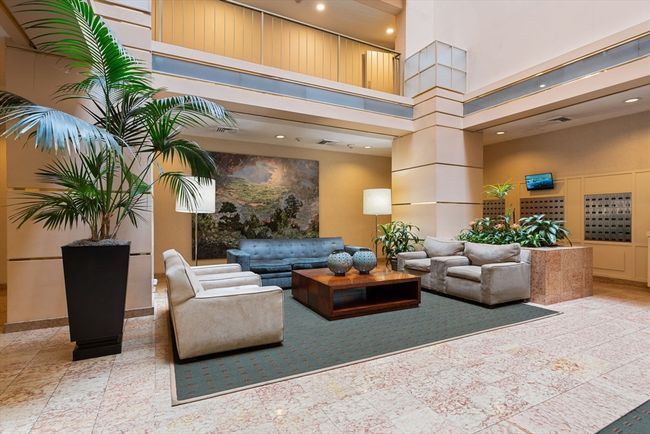 APT-220 - 99 Pond Ave, Condo with 2 bedrooms, 2 bathrooms and null parking in Brookline MA | Image 17