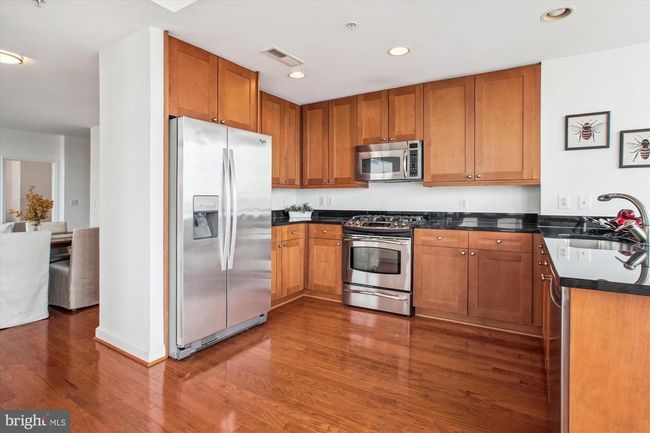 UNIT-805 - 11990 Market St, Condo with 3 bedrooms, 2 bathrooms and null parking in RESTON VA | Image 14