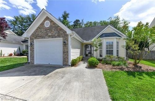 3630 Sunset Hollow Dr, High Point, NC, 27265-7955 | Card Image