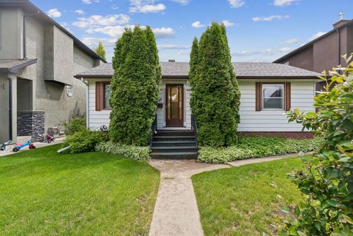 409 29 Ave Nw, Calgary, AB, T2M2M4 | Card Image