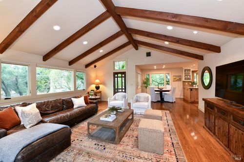 2120 Grove St, Sonoma, CA, 95476-6035 | Card Image