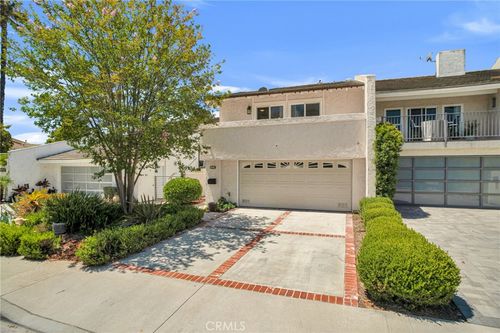 23310 Park Sorrento, Calabasas, CA, 91302-1738 | Card Image