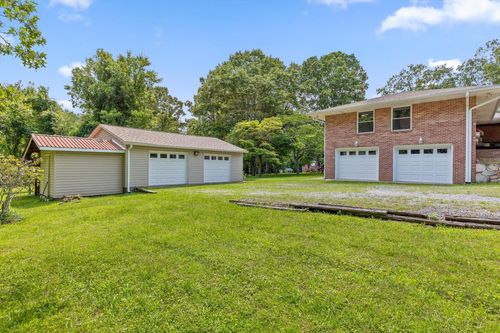 28 Lynn Rd, Signal Mountain, TN, 37377-1062 | Card Image