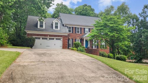 8331 Dunstaff Rd, Charlotte, NC, 28269-9778 | Card Image