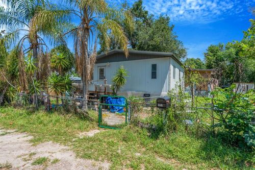 35913 Valleybrook Ave, Zephyrhills, FL, 33541-2702 | Card Image