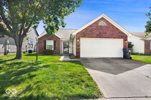 1541 Parkthorne Drive, Indianapolis, IN, 46229 | Card Image