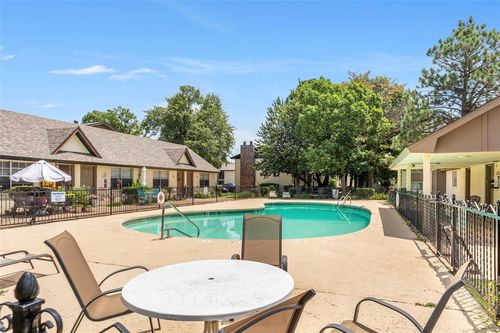 apt-2-1721 E Lindsey St, Norman, OK, 73071-1819 | Card Image