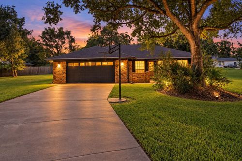 110 S Bow Dr, Freeport, TX, 77541-9300 | Card Image