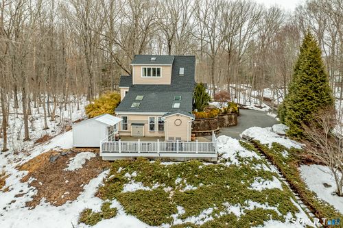 164 Paradise Dr, Brooklyn, CT, 06234-2619 | Card Image