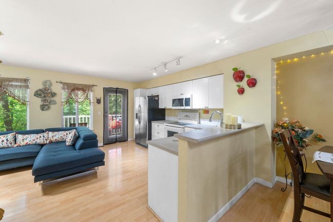 61 - 12711 64 Ave, Townhouse with 3 bedrooms, 2 bathrooms and 2 parking in Surrey BC | Image 7