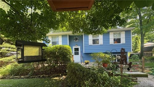 1717 Stirling Rd, Madison, OH, 44057-2030 | Card Image